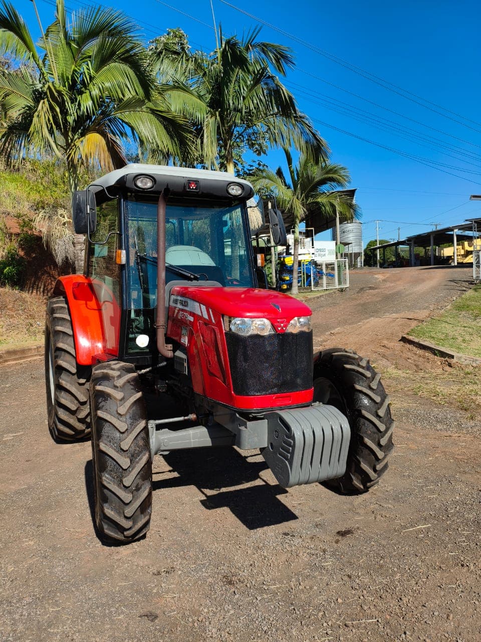 TRATOR MASSEY FERGUSON 4275 TURBO — foto 1