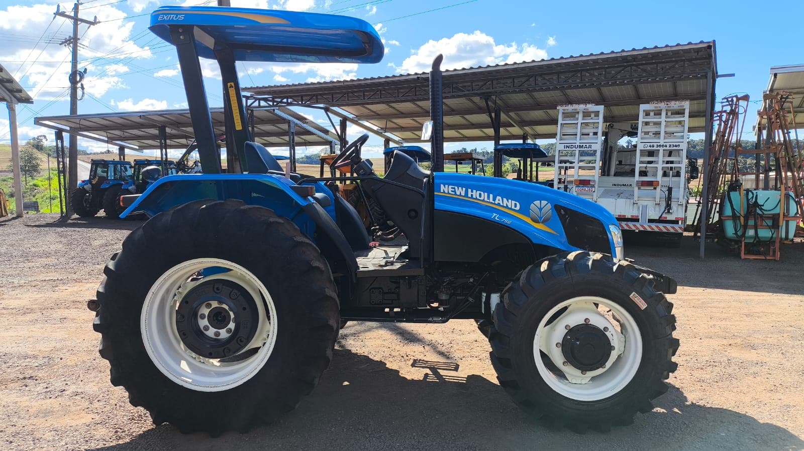 TRATOR NEW HOLLAND TL 75E TURBO — foto 1
