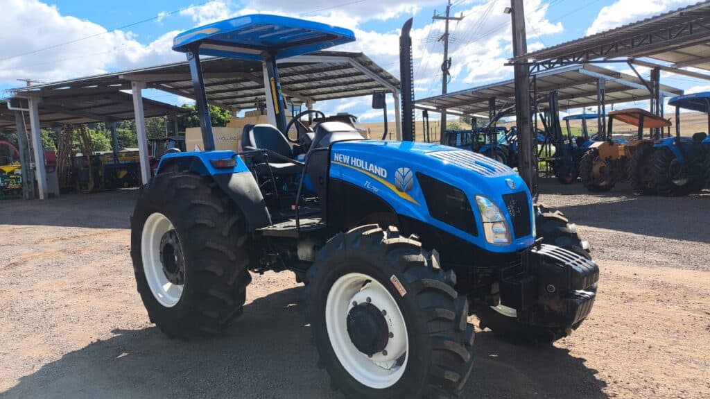 TRATOR NEW HOLLAND TL 75E TURBO