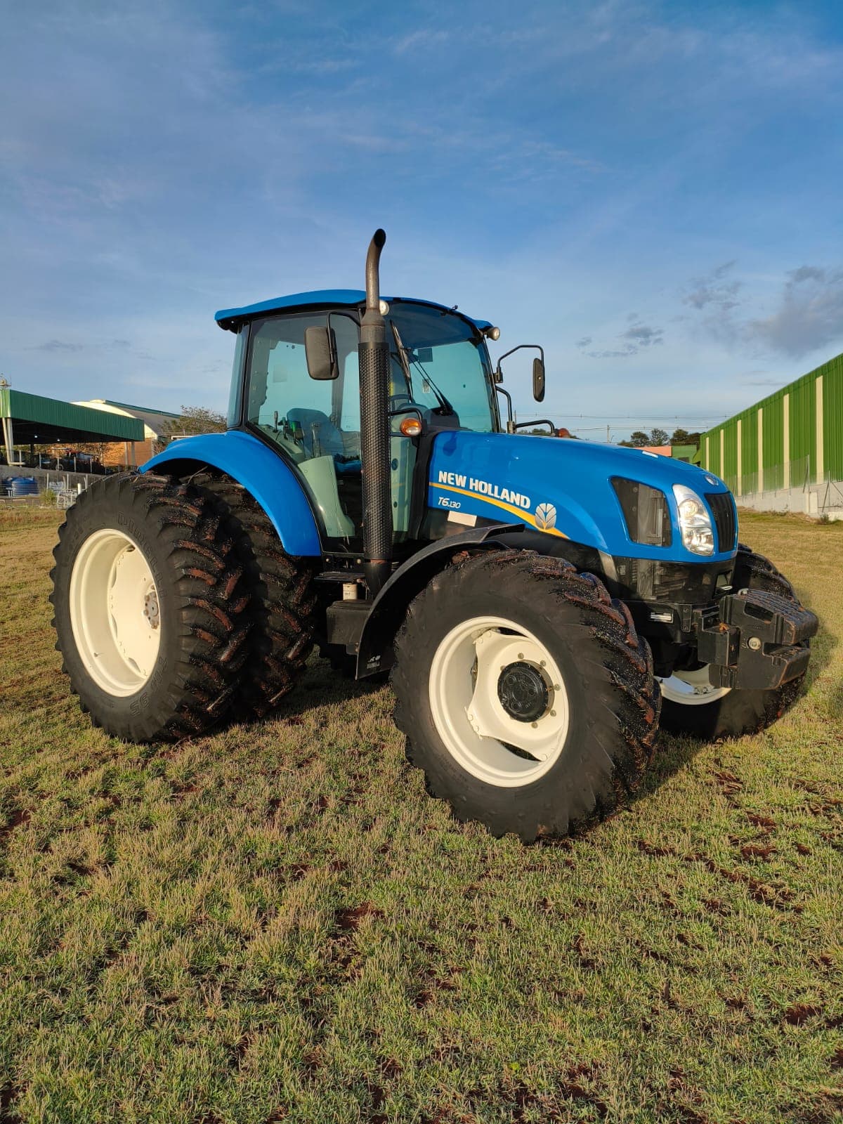 TRATOR NEW HOLLAND T6 130 — foto 1
