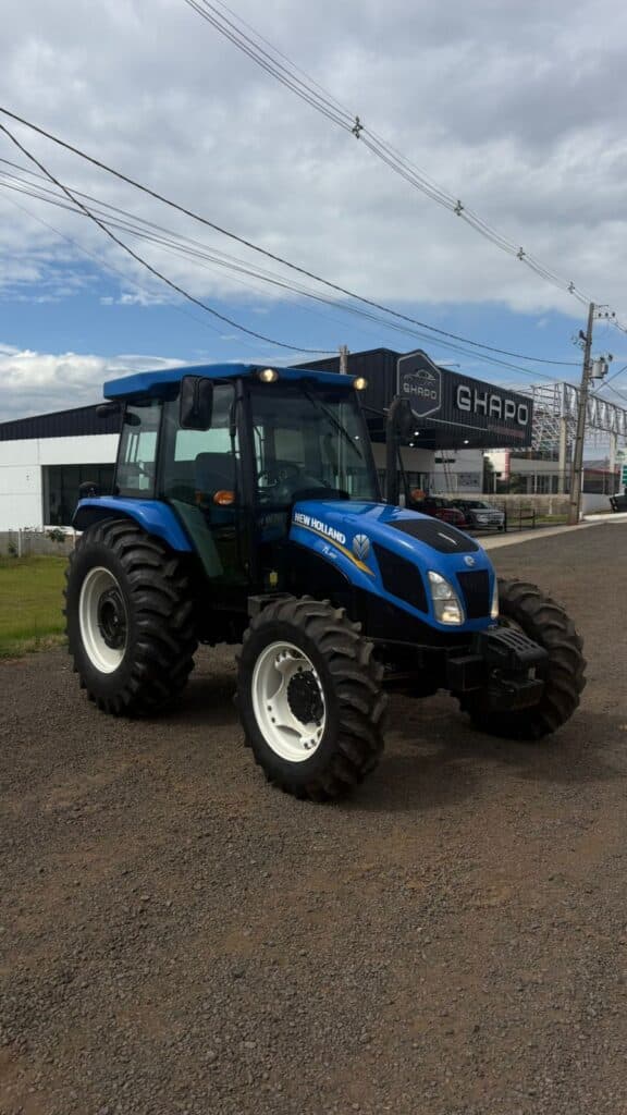 TRATOR NEW HOLLAND TL 85E