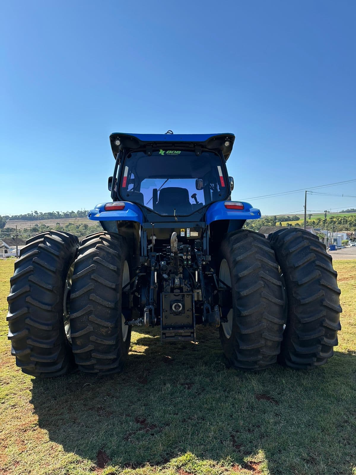 TRATOR NEW HOLLAND T7 175 — foto 1
